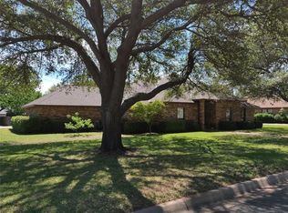 7421 Wind Chime Dr, Fort Worth, TX 76133