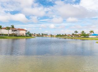 15831 SW 55th Ter, Miami, FL 33185