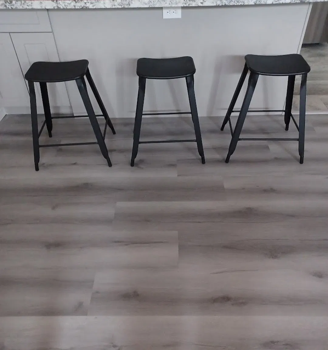 2 bed, 975 sqft, $2,000 — Photo 3