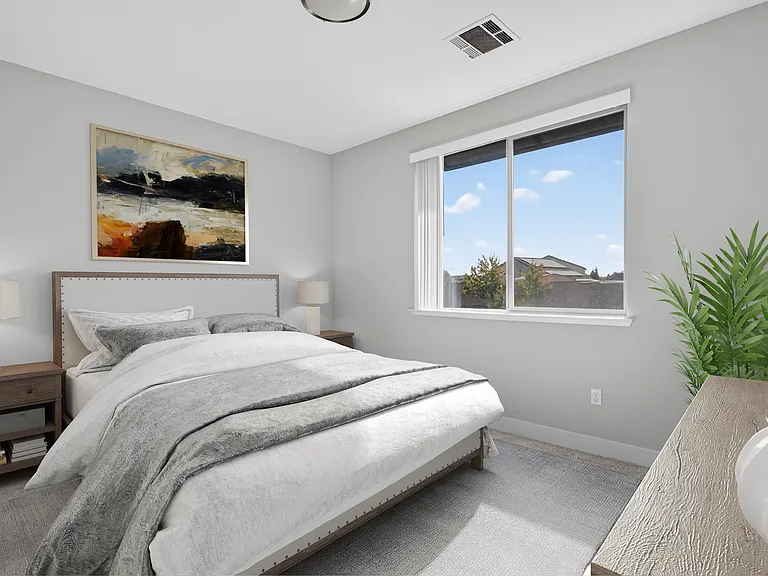 Tesoro Apartments — Photo 32