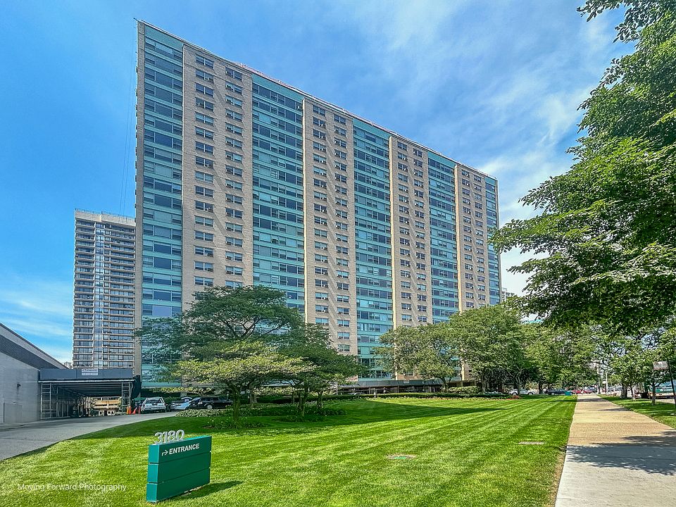 1st image of 3180 N Lake Shore Dr APT 5C