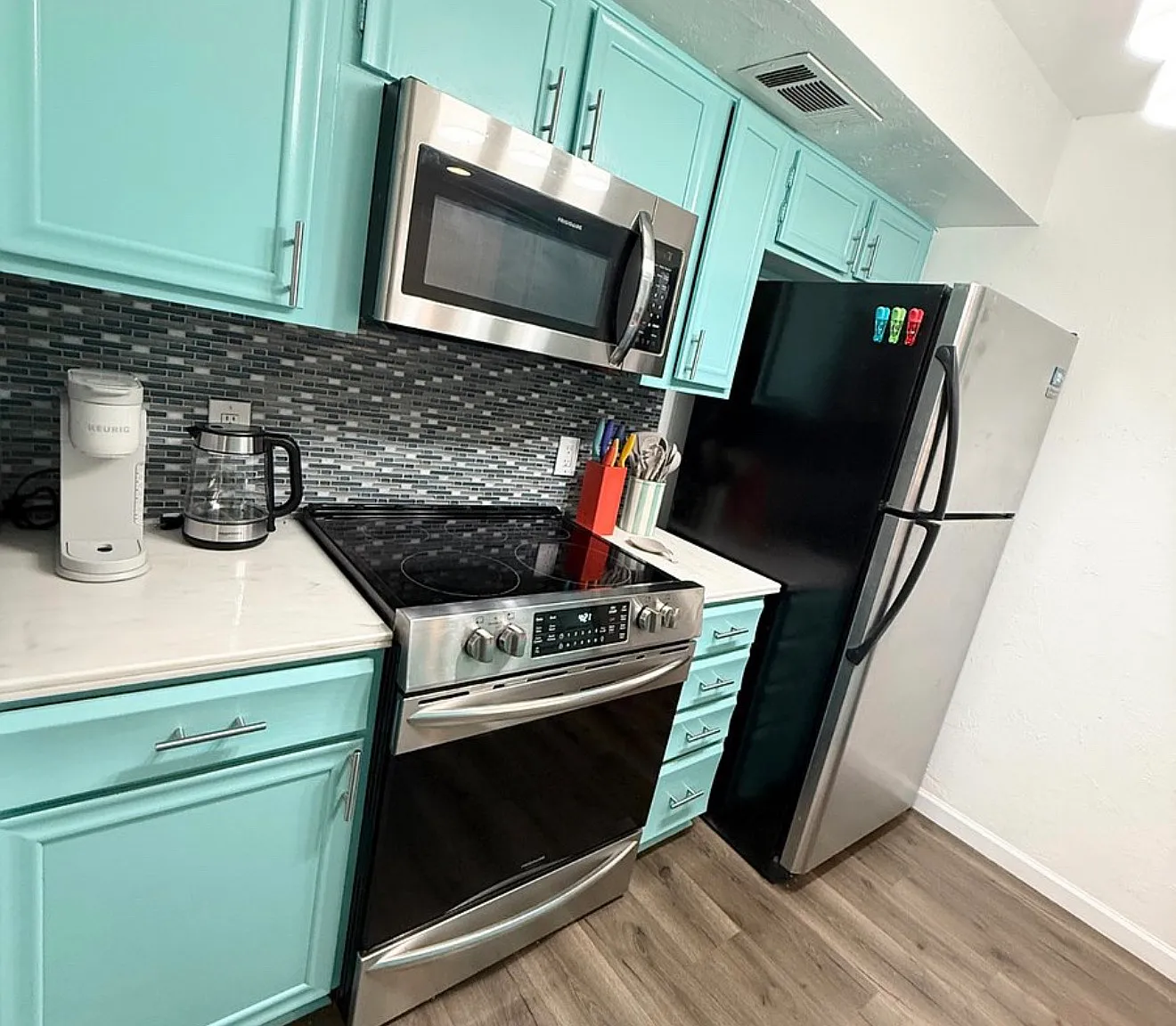 2 bed, 1152 sqft, $2,025 — Photo 3
