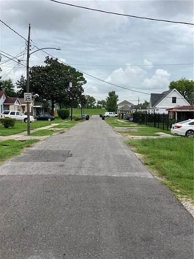 2nd image of 9814001 Wagner St