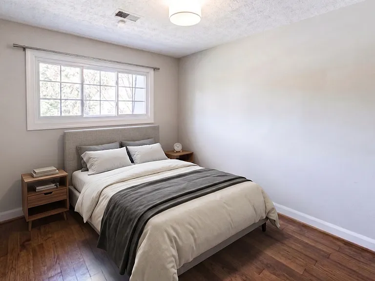 202 S Virginia Ave — Photo 5