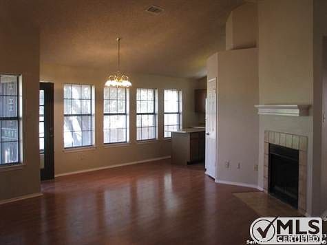 3rd image of 3421 Mayfair Dr