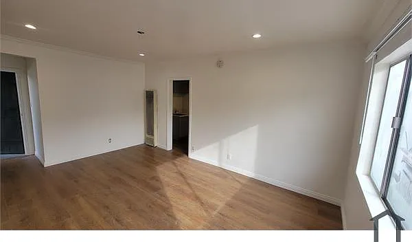 1644 S Gramercy Pl #8 — Photo 16