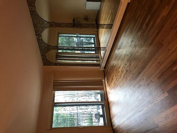 4th image of 2019 38th St #2