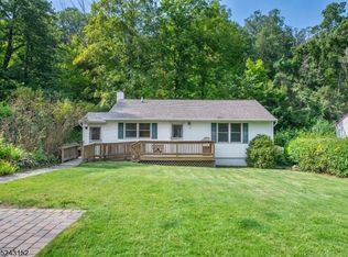 18 Brookview Rd, Denville, NJ 07834