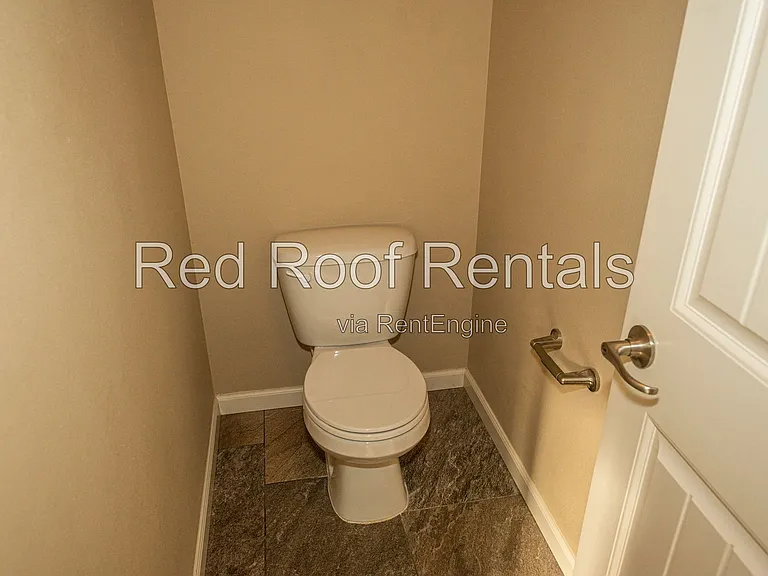 1441 Farina Loop SE — Photo 37