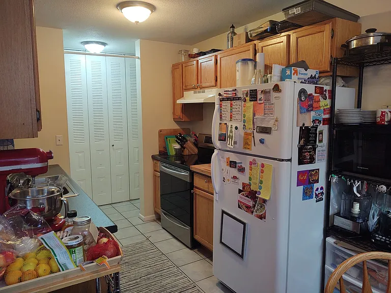 2440 Harriet Ave — Photo 1