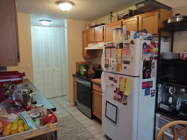 Harriet Apartments near the Wedge Coop, 2440 Harriet Ave APT 105, Minneapolis, MN 55405