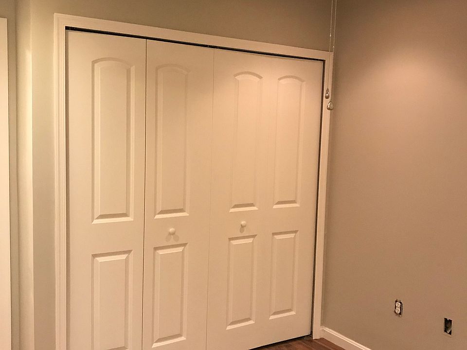 2nd image of 657 Cadbury Dr