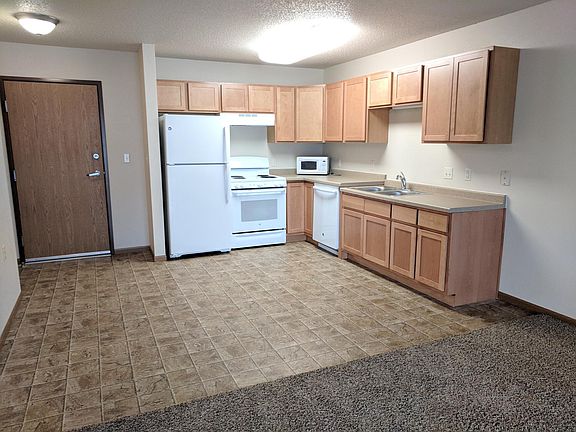 3rd image of 5931 24th St S APT 104