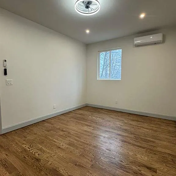 45 Clinton Ave #1 — Photo 18