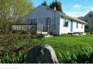 62 Academy Hl, Newcastle, ME 04553