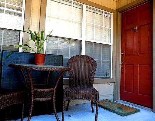 2nd image of 2601 Metairie Lawn Dr #220