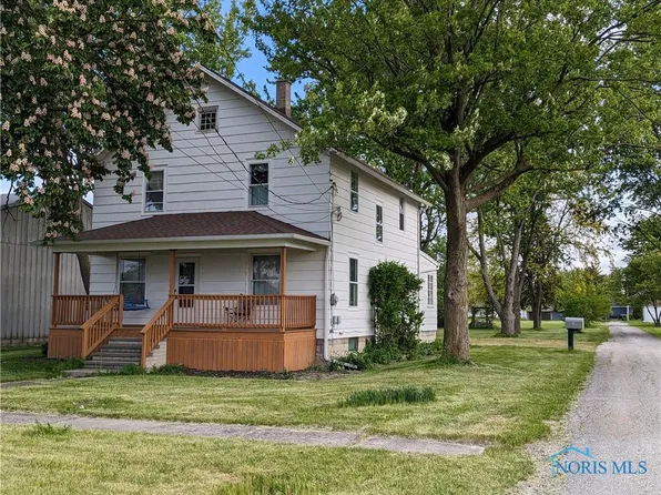 212 Houghton St, Oak Harbor, OH 43449