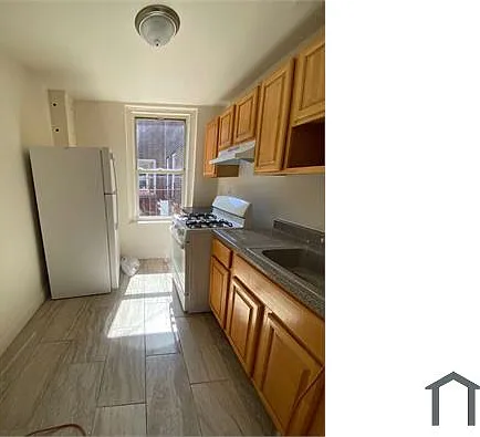 40 Caryl Ave #4B — Photo 2