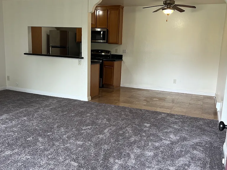 23316 Marigold Ave — Photo 6
