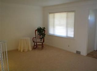 4066 Bayard Rd, South Euclid, OH 44121