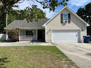 126 Bayou Ct, Raeford, NC 28376