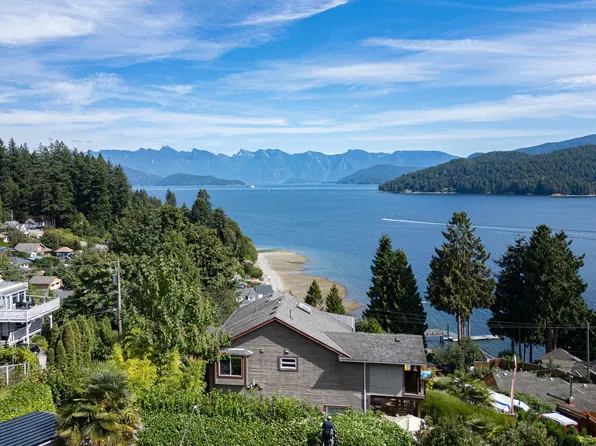 491 Woodland Ave, Sunshine Coast, BC V0N 1V1