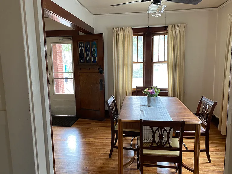 306 E 27th St #3 — Photo 13