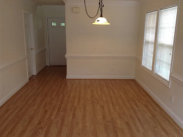 5899 Culloden Ct — Photo 3