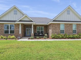 503 Tournament Ln, Freeport, FL 32439