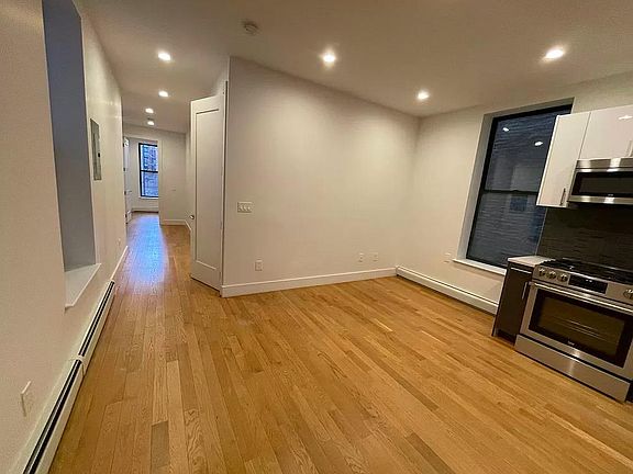 5th image of 2053 Frederick Douglass Blvd APT 1C