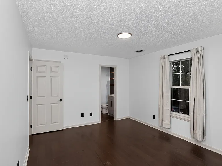 507 Emory Cir #B — Photo 14