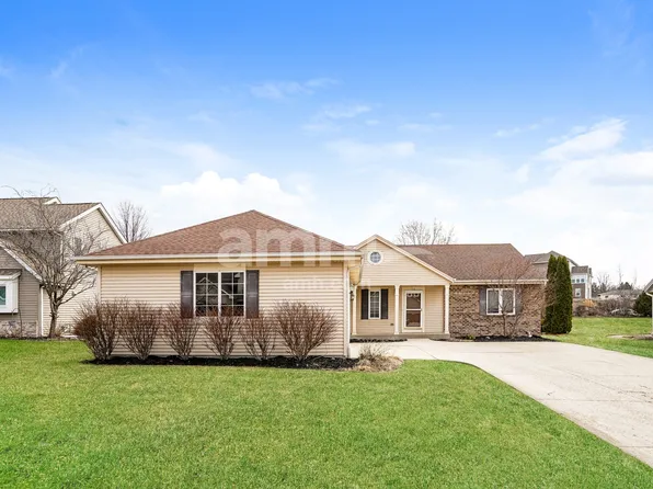 338 Ponderosa Dr, Hartford, WI 53027