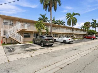 230 SW 11th Ave APT 8, Hallandale Beach, FL 33009