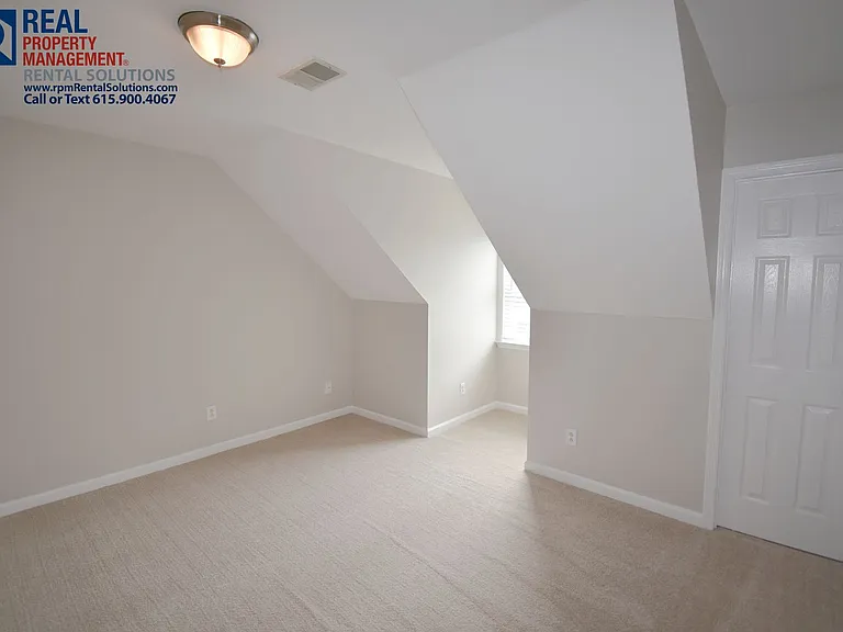 2410 Alexander Blvd — Photo 20
