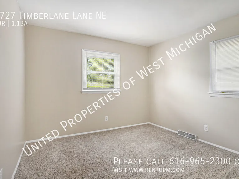 1727 Timberlane Ln NE — Photo 7