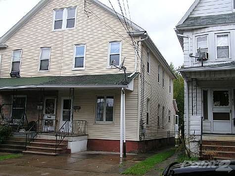 424 Schuyler Ave Kingston Front View