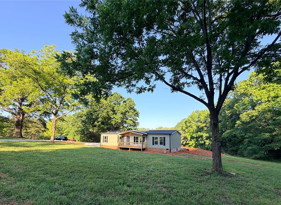 1st image of 242 Blackbottom Rd