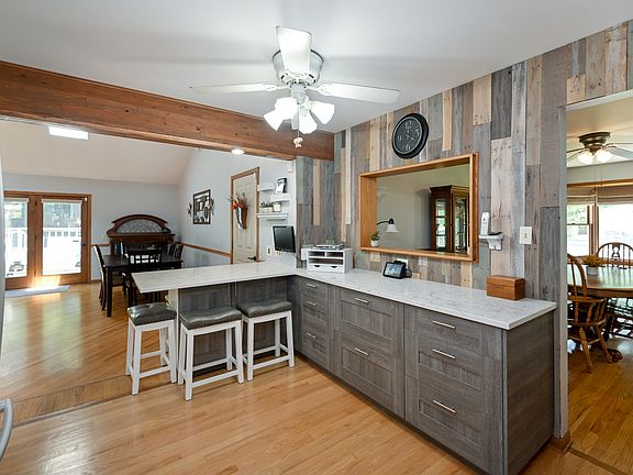 5th image of 1S286 Buttercup Ln
