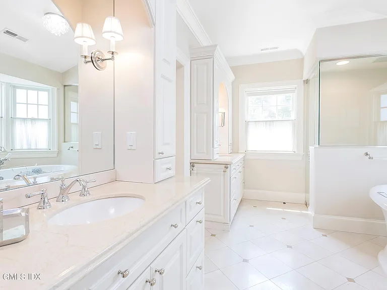 140 Havemeyer Pl — Photo 21