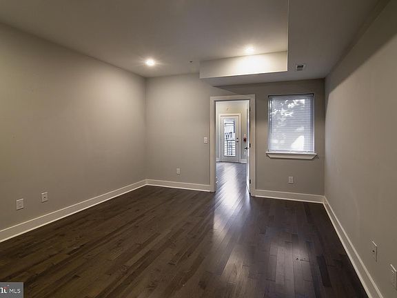 5th image of 5334-36 Cedar Ave