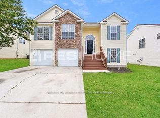3375 Waggoner Pl, Rex, GA 30273