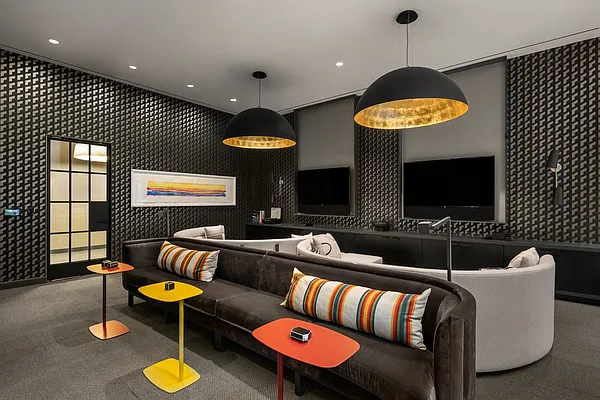 Sold by Extell Marketing Group | media 41