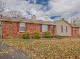 106 Valley View Ct, Hendersonville, TN 37075