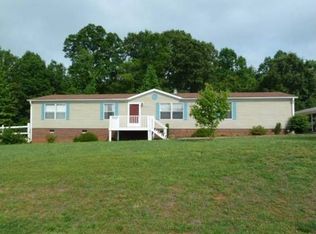 430 W Grove Rd, Lexington, NC 27295