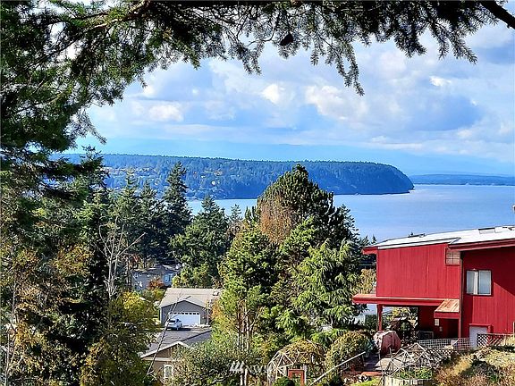 Wish I had a ladder to show you the possibilities up on your foundation, deck, or rooftop.