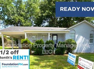 1204 Charter Oak Dr, Memphis, TN 38109