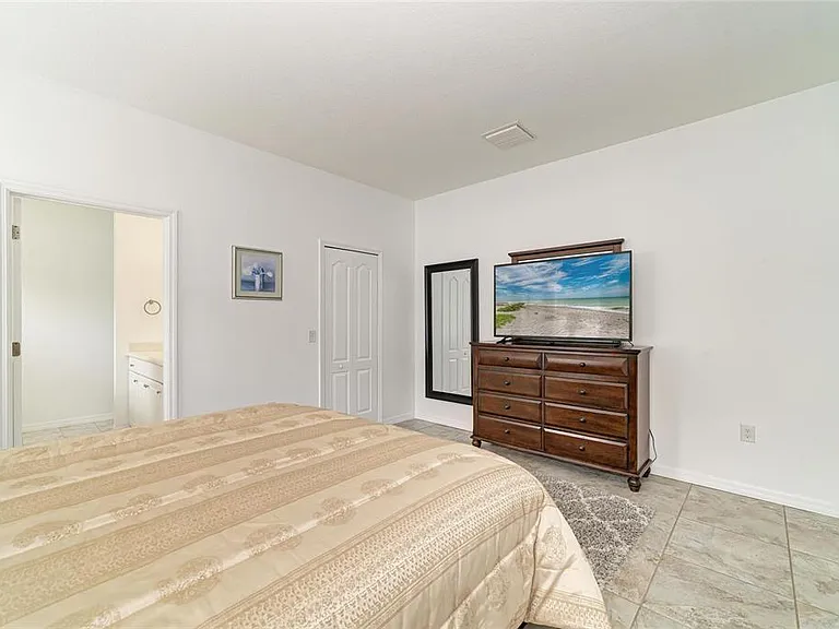 4650 Woodbrook Dr — Photo 23