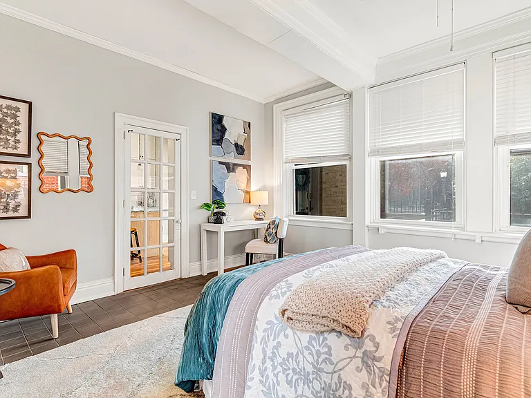 1208 W Franklin St #B — Photo 15