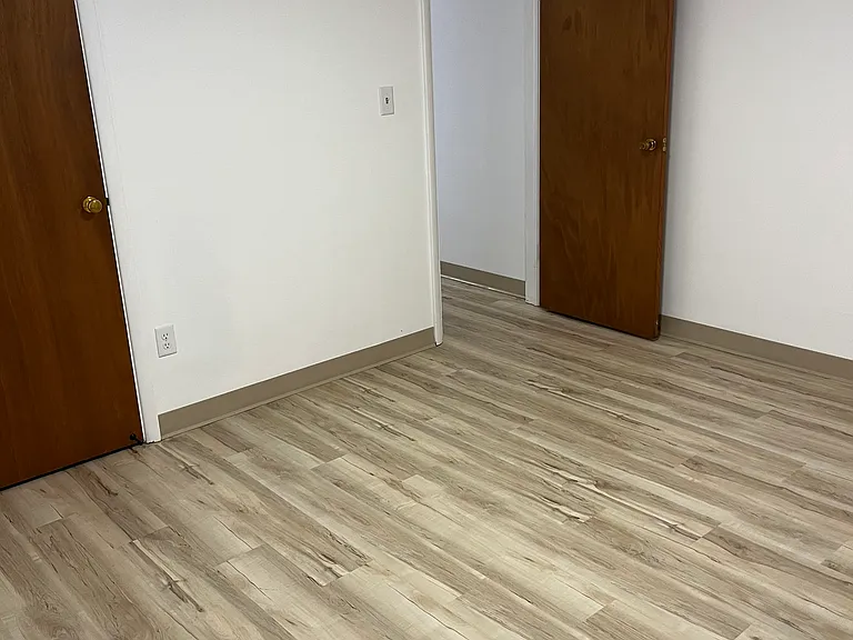 319 Briggs Ave — Photo 30