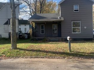 425 Beaver St, Conneaut, OH 44030